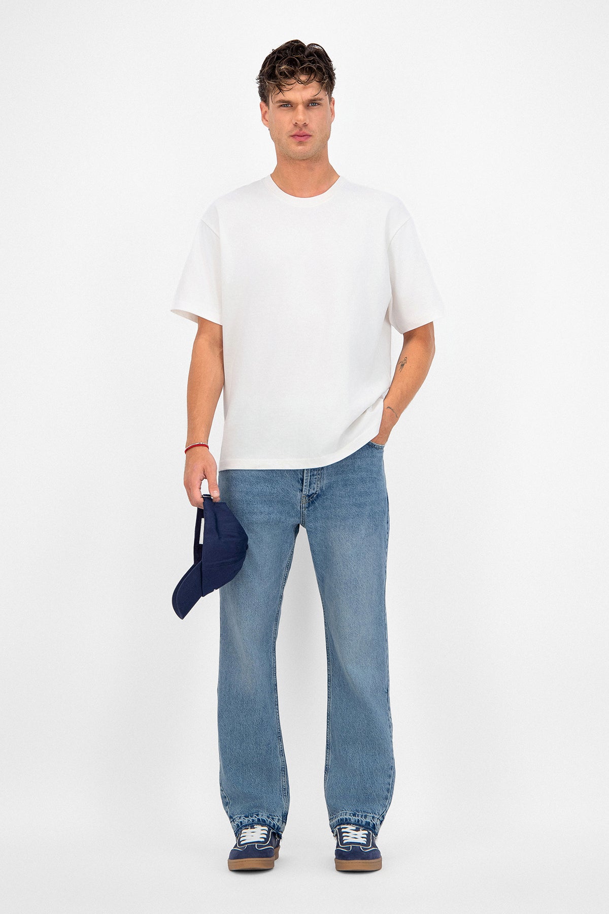 Gusset Panel Straight Fit Pant