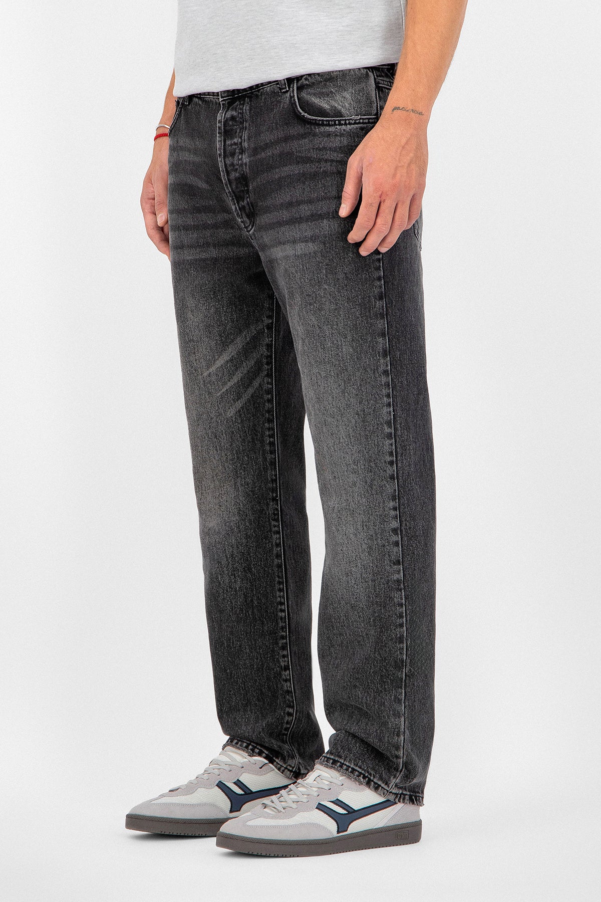 Straight Fit Denim Pant