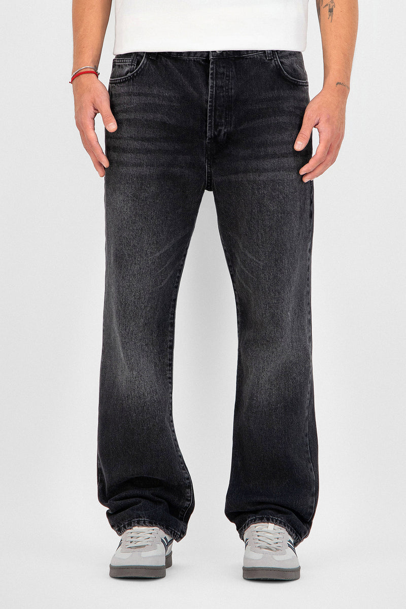 Straight Fit Denim Pant