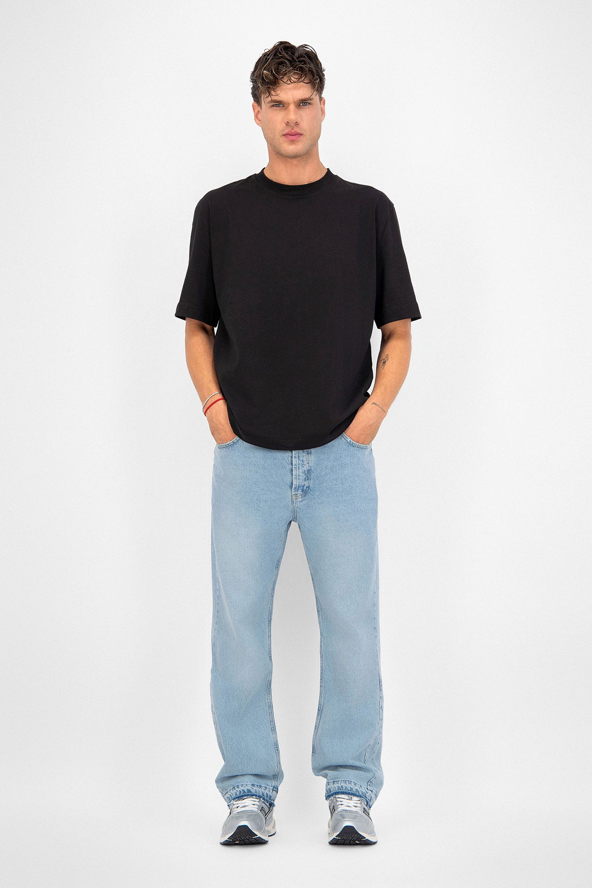 Gusset Panel Straight Fit Pant