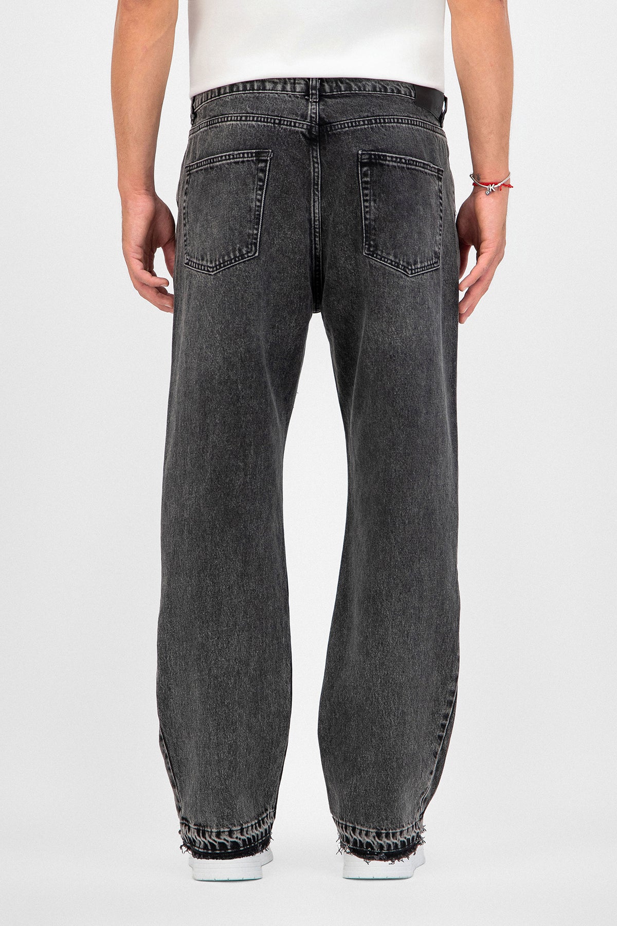 Gusset Panel Straight Fit Pant