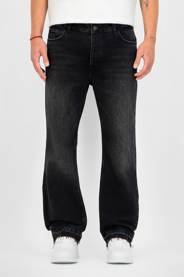 Gusset Panel Straight Fit Pant