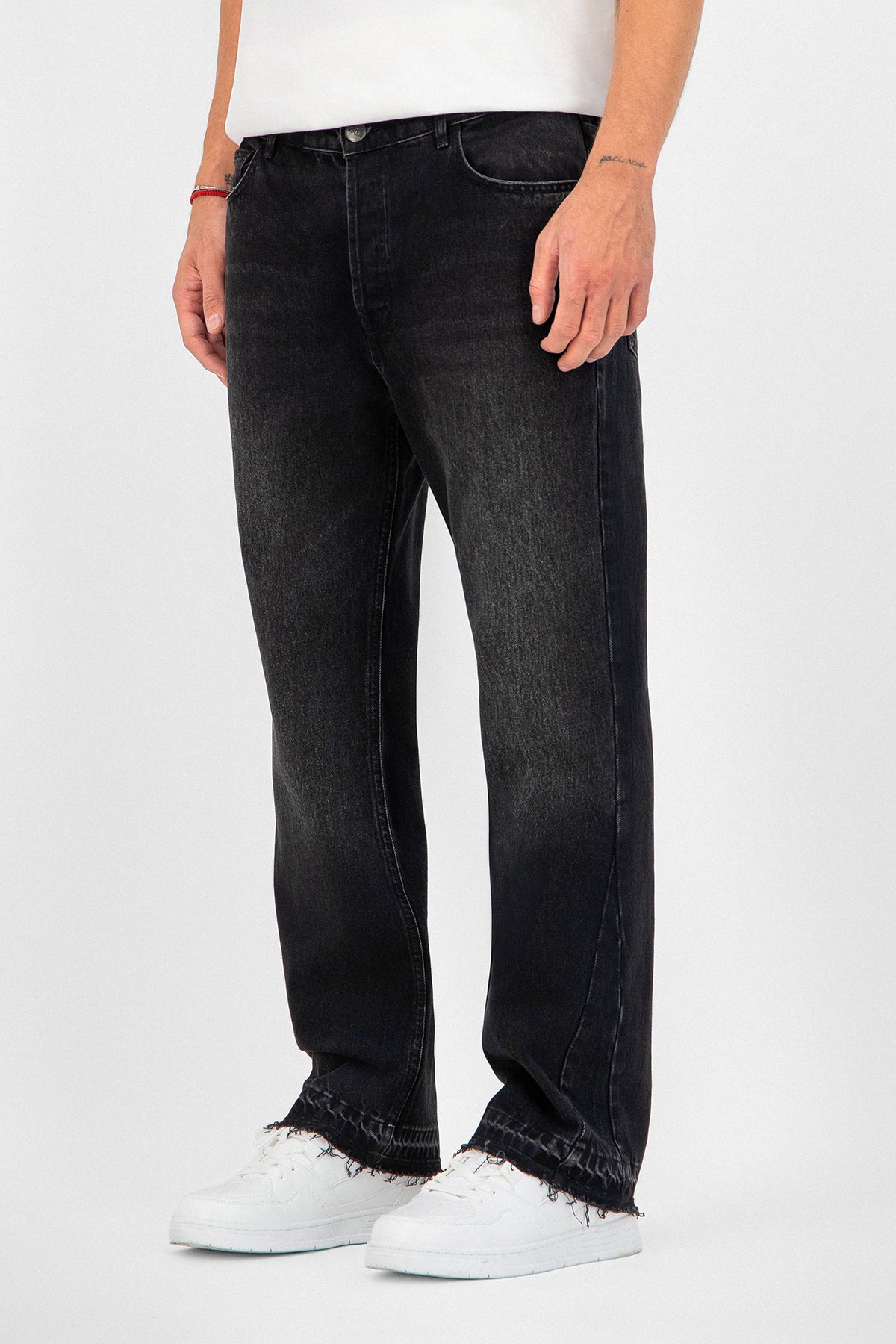 Gusset Panel Straight Fit Pant