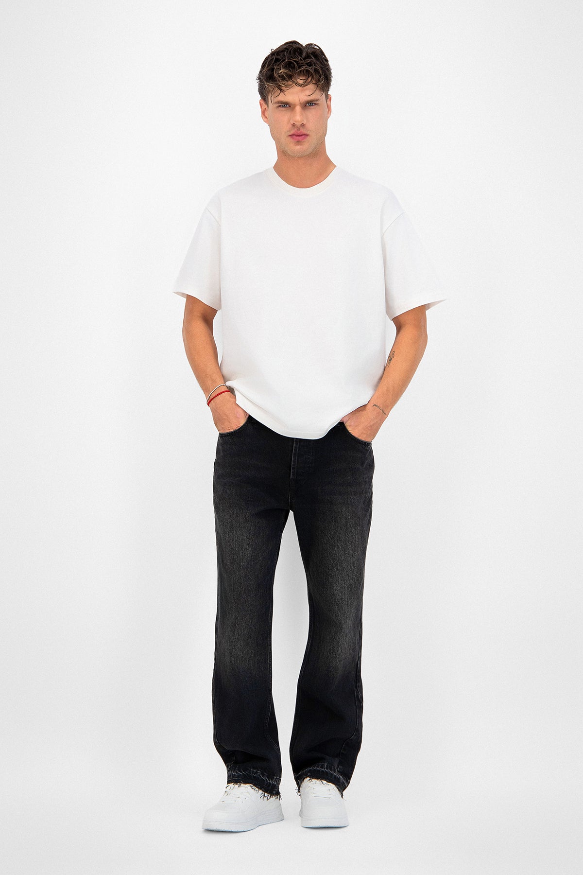 Gusset Panel Straight Fit Pant