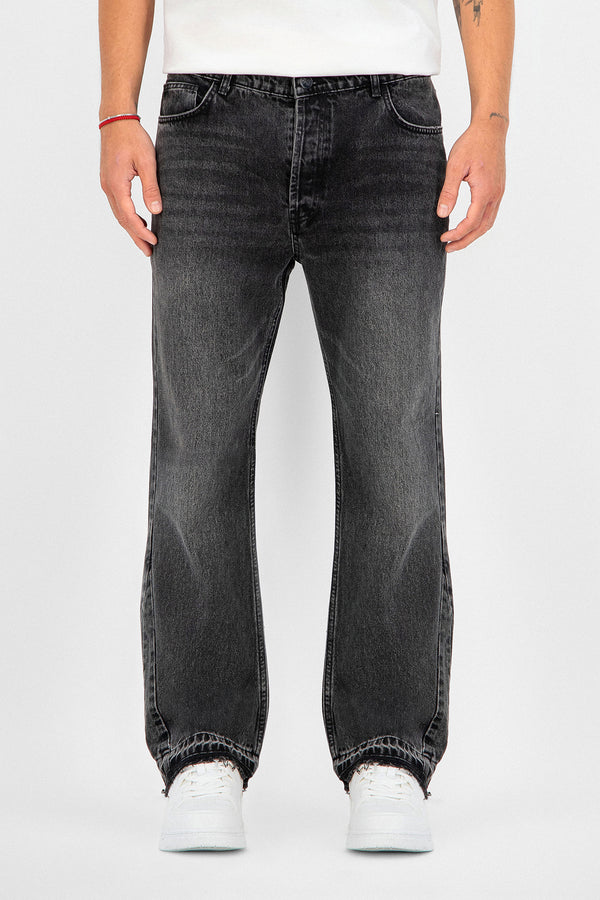 Gusset Panel Straight Fit Pant