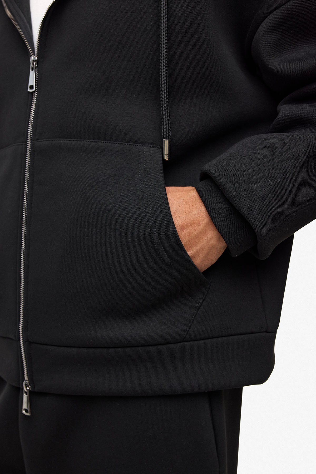 ADJ Paris Zipper Make Love