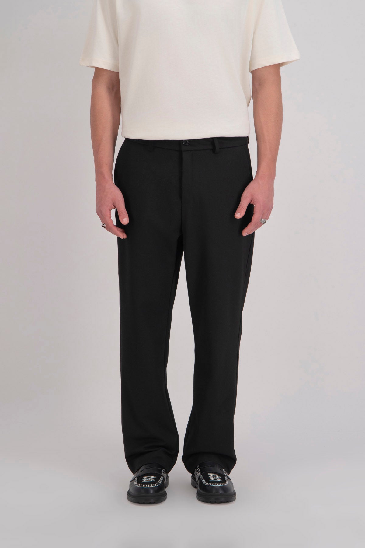 ELASTIC HEM SUIT PANT
