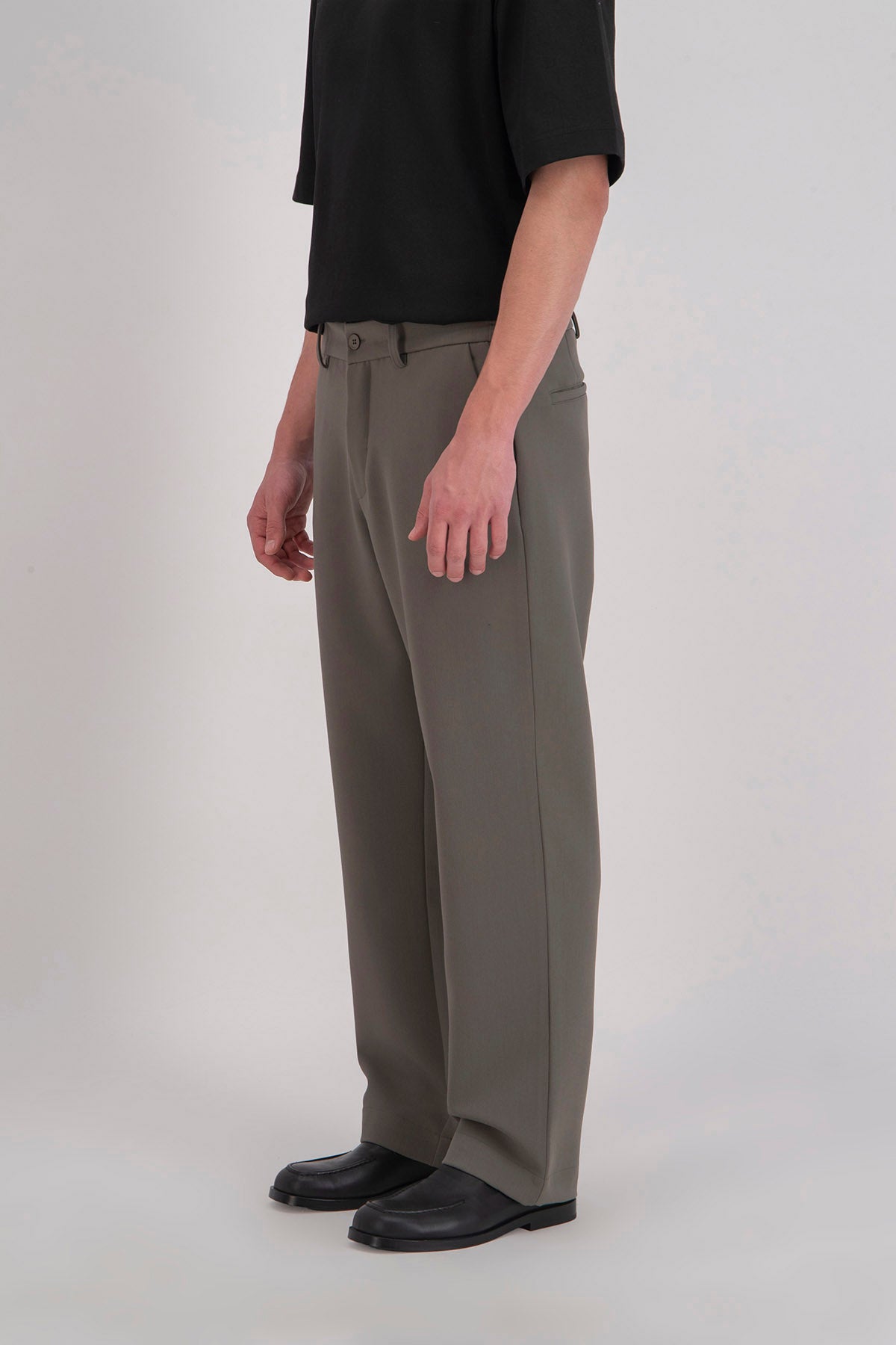 ELASTIQUE HEM SUIT PANT